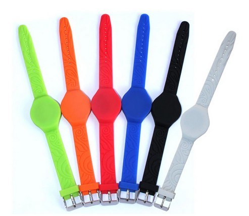 [BYSECUR-170] BSC21854 - Pulsera de silicona ajustable EM 125Khz . Color surtido